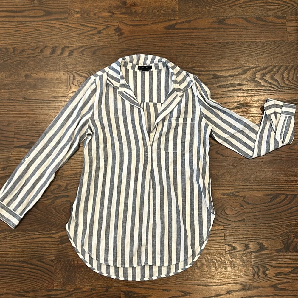 Sanctuary navy and white striped cotton/linen button shirt, size M